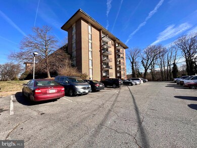 6011 Emerson St unit 413, Bladensburg, MD 20710 - photo 4