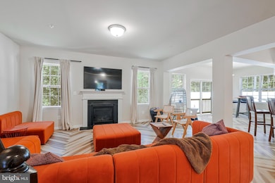 13311 Windjammer Ct, Hughesville, MD 20637 - photo 4