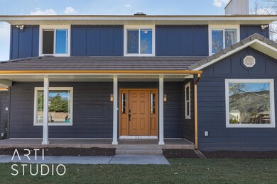 842 E Apache, Washington-Heather Bryant