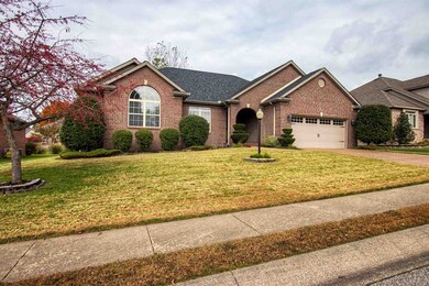 3 Bedrooms, approx 2282 sq ft, Living Room and Fam