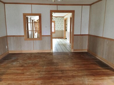 207 Grant St, Galien, MI 49113 - photo 3