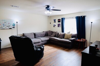 10519 Logger Pine Trail, Houston, TX 77088 - photo 6