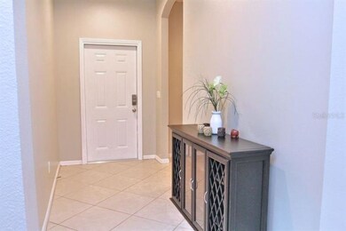 airy & bright entry way