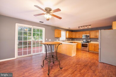 18 Lincoln St, New Castle, DE 19720 - photo 7