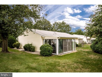 122 Chatham Dr unit C, Monroe Township, NJ 08831 - photo 4