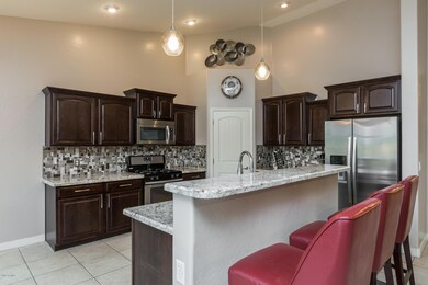 8) KITCHEN