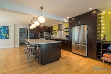 Island Kitchen with Snack Bar Seating