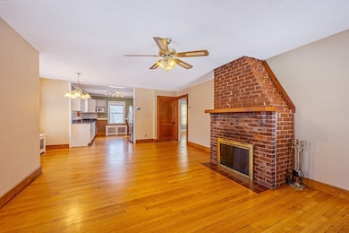 27 Lathrop St, South Hadley, MA 01075 - photo 5