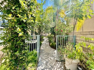 28356 Infinity Cir, Santa Clarita, CA 91390 - photo 5