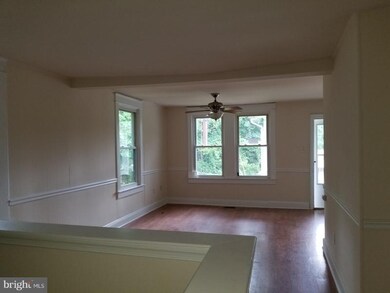 516 Mentor Ave, Capitol Heights, MD 20743 - photo 3