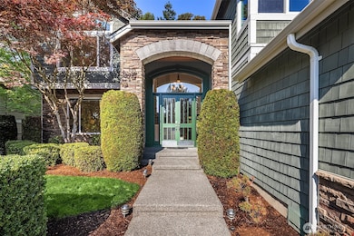 14208 SE 90th St, Newcastle, WA 98059 - photo 2