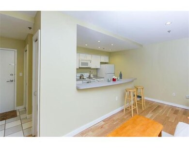 536 Commonwealth Ave, Boston, MA 02215 - photo 5