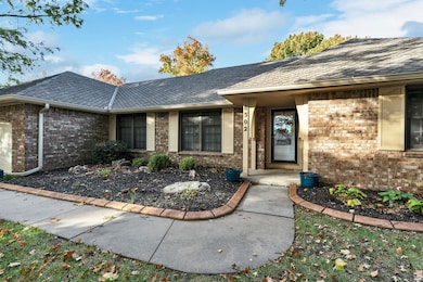 8302 E Brentmoor St, Wichita, KS 67206 - photo 2