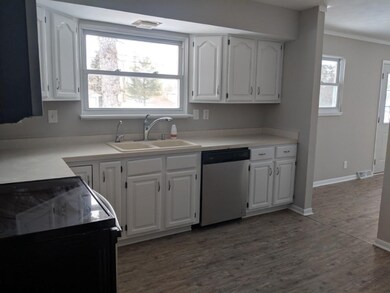 915 S Constantine St, Three Rivers, MI 49093 - photo 7