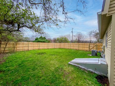5417 York Ln N-7