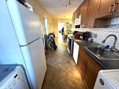 39 Park Vale Ave unit 4, Allston, MA 02134 - photo 4