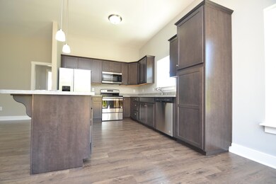 4810_DeerCreekPl_kitchen
