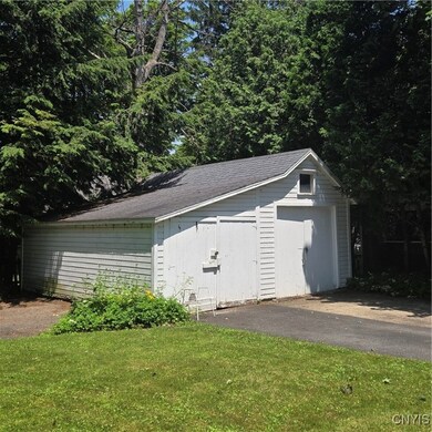 Detached Garage