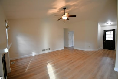 07155 Applewood Dr, Charlevoix, MI 49720 - photo 7