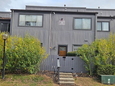 2605 Fox Ln, Poughkeepsie, NY 12603 - photo 2