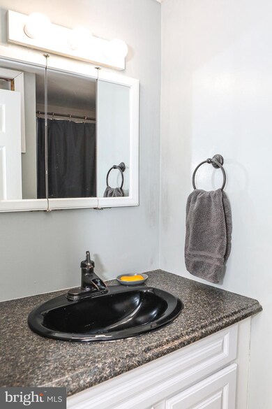 6802 Fawn Cir, Fredericksburg, VA 22407 - photo 5