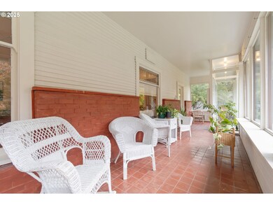 1027 W Broadway, Eugene, OR 97402 - photo 6