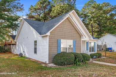 2948 Flintridge Dr, Greenville, NC 27834 - photo 5