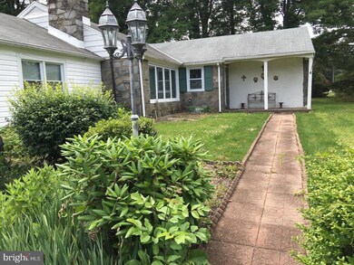 18 Pine Tree Dr, Broomall, PA 19008 - photo 2