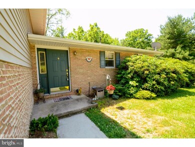 246 3rd St, Shoemakersville, PA 19555 - photo 3