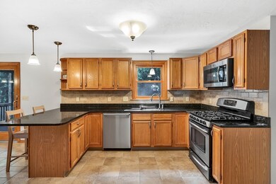 5 Quail Dr, Medway, MA 02053 - photo 5