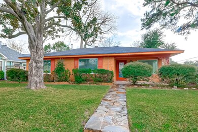 946 E 14th St, Houston, TX 77009 - photo 4