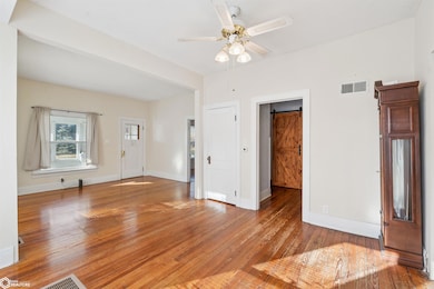 403 S Webster St, Le Grand, IA 50142 - photo 5