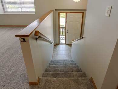 mls 100 Autumn Cir 05