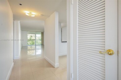 Rolling Hills Condominiums unit 307, Davie, FL 33328 - photo 4