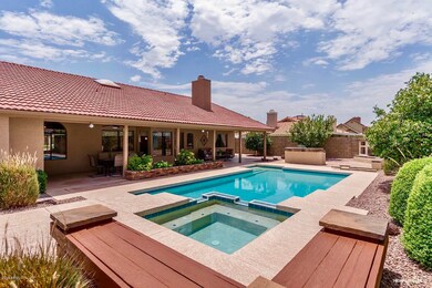 Sparkling Pool/Spa