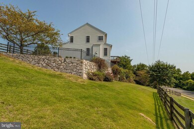 3455 Macbain Ct, Triangle, VA 22172 - photo 3