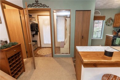 1817 Eagles Ridge Ct, Somerset, PA 15501 - photo 6