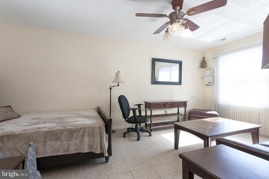 13 Bromley Way, Langhorne, PA 19047 - photo 3