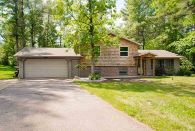 3710 Coach Lantern Dr, Wisconsin Rapids, WI 54494 - photo 2