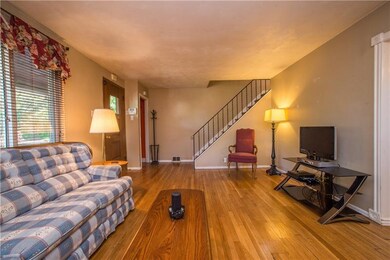 Opposite angle view of the living room. The steps 