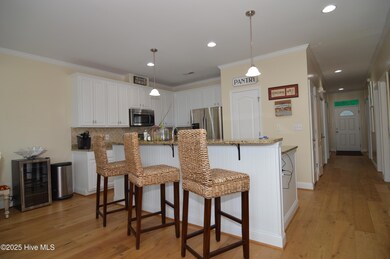 108 Pelican Dr unit H, Atlantic Beach, NC 28512 - photo 6
