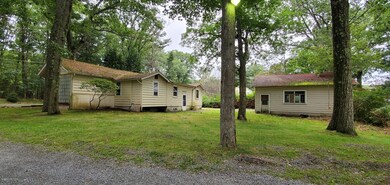 4132 Norton Pryor Rd, Pocono Summit, PA 18346 - photo 7