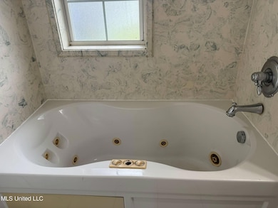 1607 Resca de La Palma St, Pascagoula, MS 39567 - photo 6