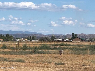 3275 W Ron Rd, Paulden, AZ 86334 - photo 7