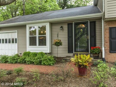 14832 Dufief Dr, North Potomac, MD 20878 - photo 2