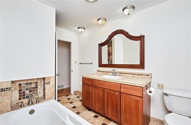 2640 Hull Ave, Des Moines, IA 50317 - photo 6