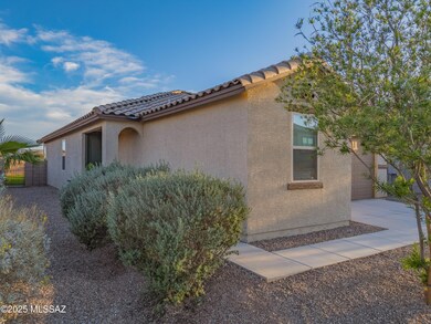 8547 W Finch Ln, Tucson, AZ 85757 - photo 6