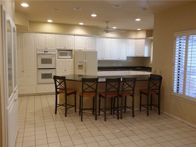 11108 Leo Collins Dr, El Paso, TX 79936 - photo 7