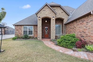 17709 Griffin Cove Ct, Edmond, OK 73012 - photo 5