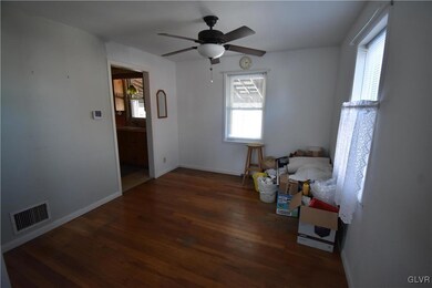 1813 17th St SW, Allentown, PA 18103 - photo 4